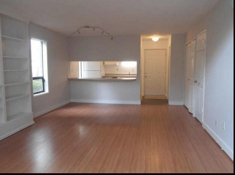 Frontroom