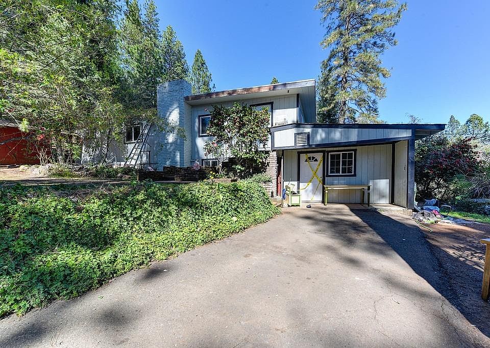 1st image of 550 Miller Dr