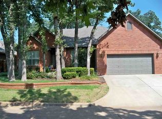 3204 Williamsburg St, Duncan, OK 73533