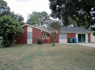 400 E Carolanne Blvd, Marshall, TX 75672