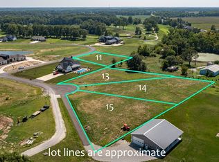 15 Spyglass Ct, Effingham, IL 62401