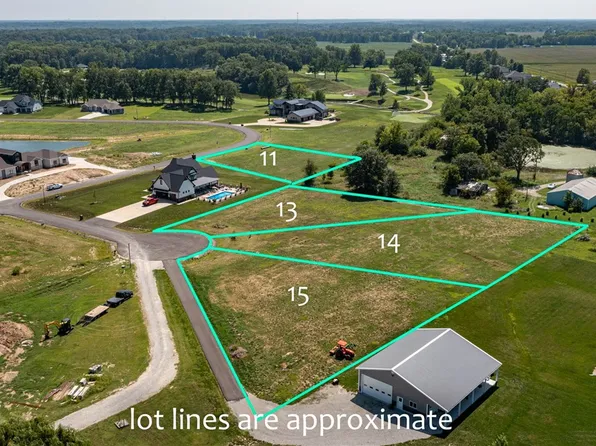 15 Spyglass Ct, Effingham, IL 62401