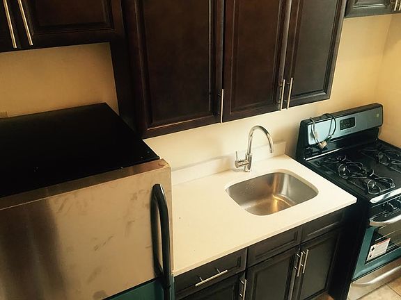 3rd image of 100 Winthrop St APT 5E