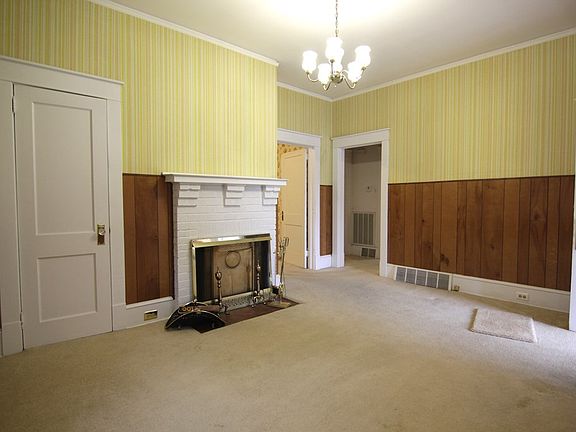 2nd image of 402 Bond Ave