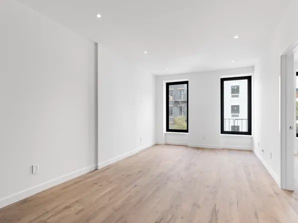 1156 Fulton Street image 4 of 11