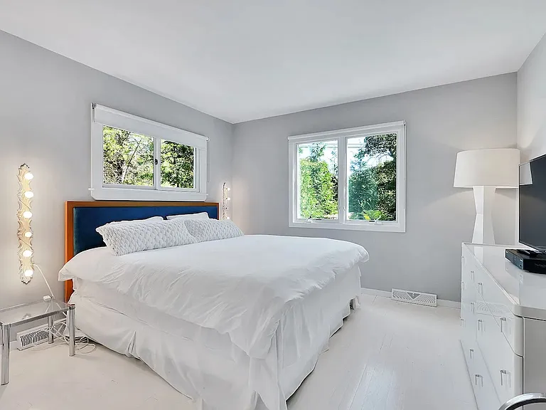 33 Bayberry Ln — Photo 6