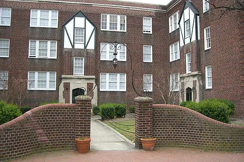 349 W Bute St Photo 1