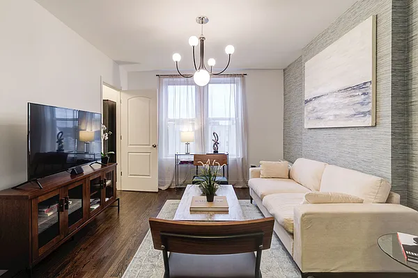 Rented by June | media 6