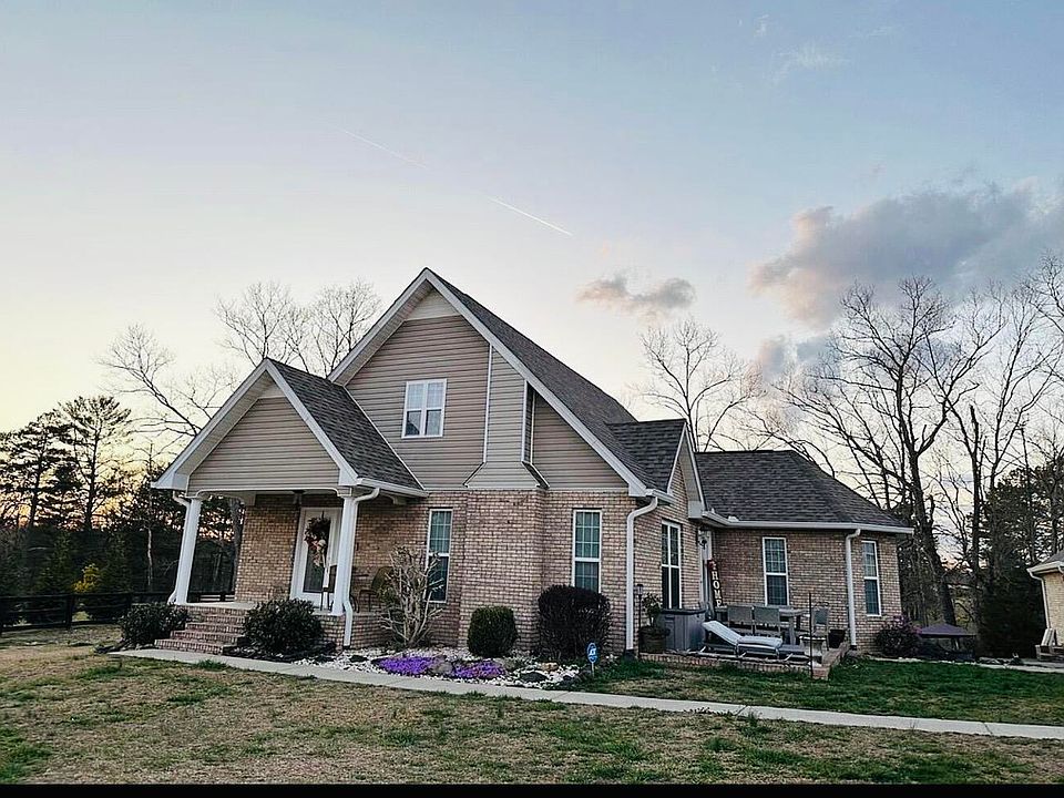 1st image of 90 Howington Ln