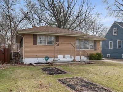 4443 Pershing Ave, Downers Grove, IL, 60515