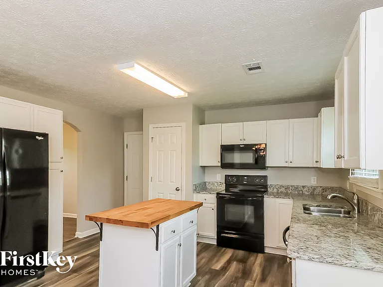138 Wards Creek Ln — Photo 7