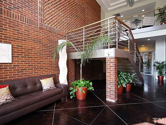 4th image of 300 Finsbury St APT 102