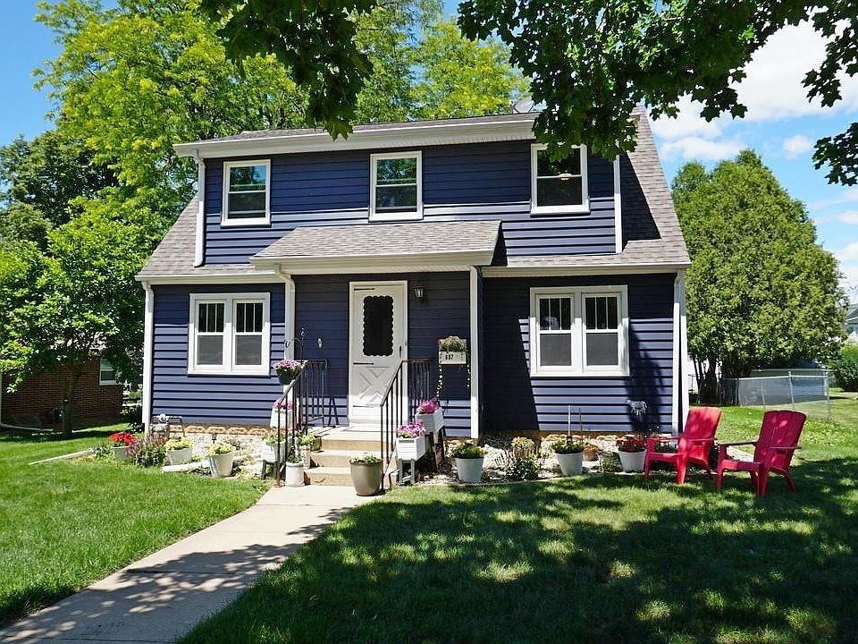 1st image of 607 2nd Ave