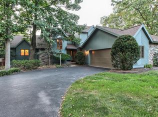 2 Beaver Rd, Hershey, PA 17033