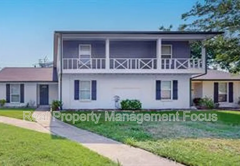 14724 Overview Dr — Photo 2