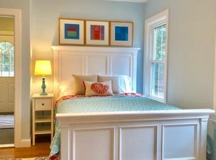 475 Woodruff Ave, South Kingstown, RI 02879