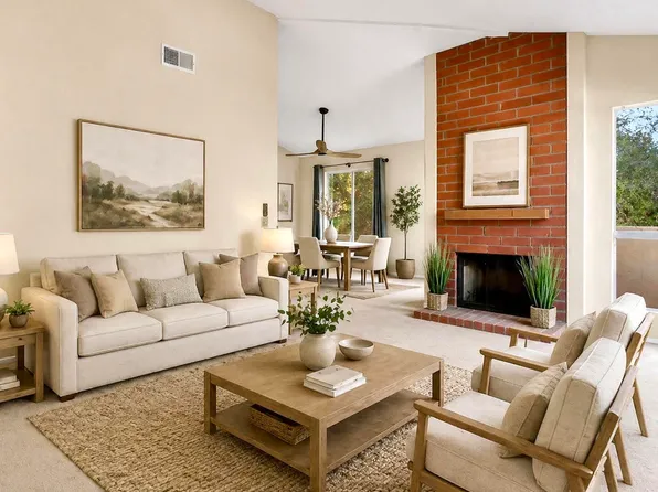 245 Oak Leaf Dr #202, Thousand Oaks, CA 91360