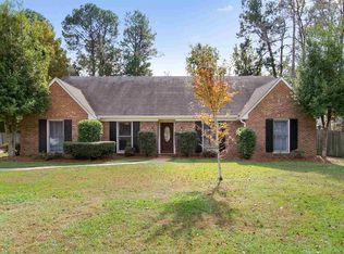 11 Peachtree Ln, Madison, MS 39110