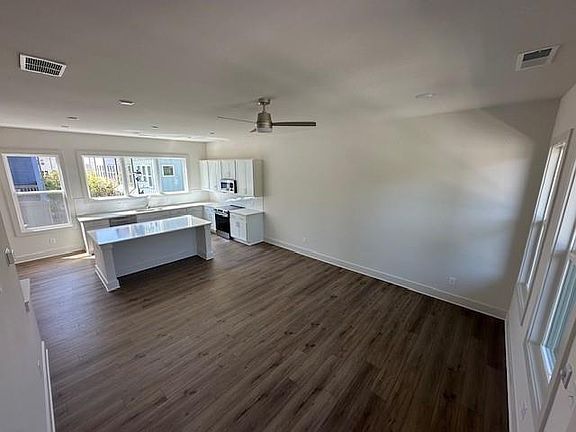 5th image of 1353 Breezy St #111