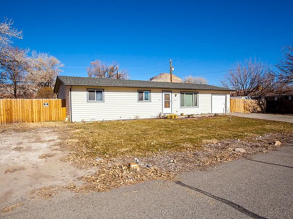 3rd image of 3321 S Highland Dr