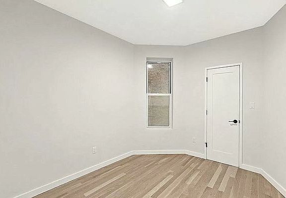 5th image of 1557 Lex Ave