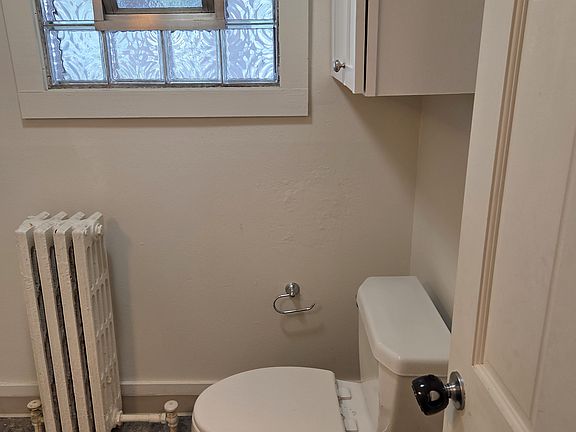 2nd image of 1714 London Rd #2
