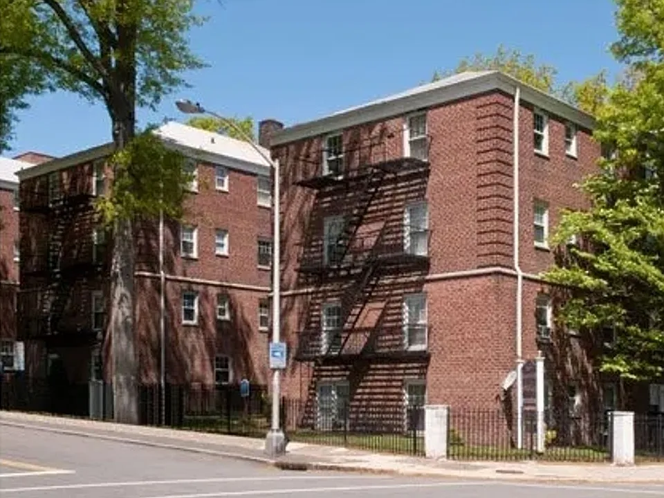 Twin Gardens
