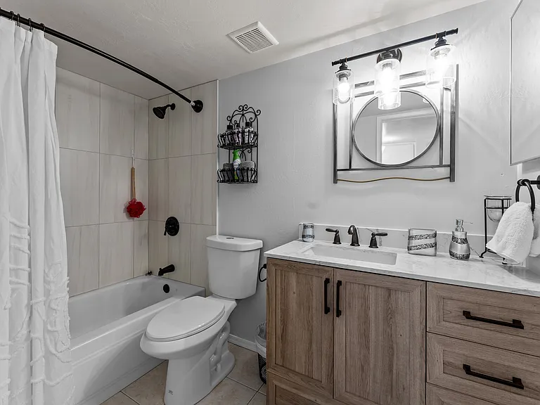 90 W Yavapai St #9 — Photo 12