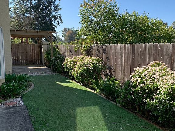 3rd image of 9424 Sawtooth Way