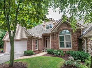 13670 Park Cir S, Elm Grove, WI 53122