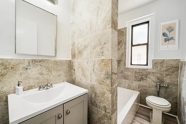 Rented by Vector New York, LLC | media 4