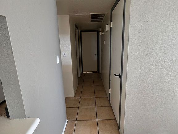 4th image of 4416 N 35th Ave APT 112