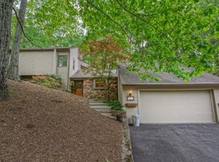 5939 Lakemont Dr, Roanoke, VA 24018