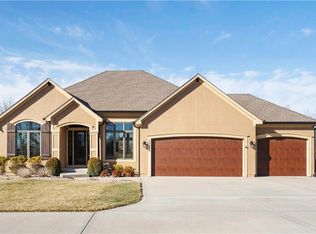 33106 E Stringtown Rd, Greenwood, MO 64034