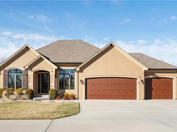 33106 E Stringtown Rd, Greenwood, MO 64034