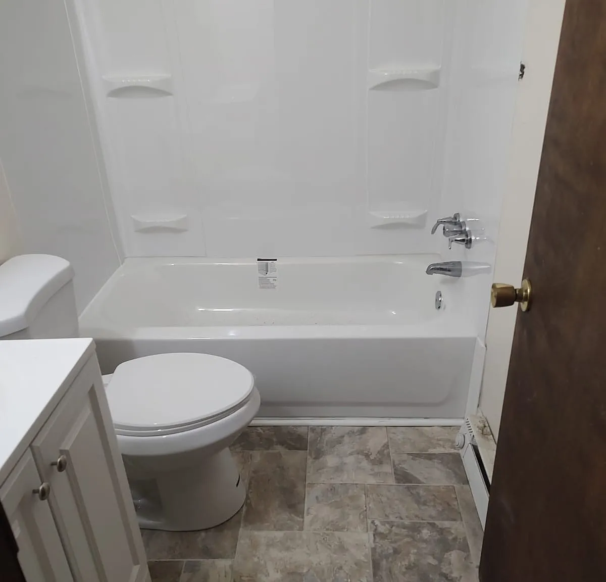2 bed, 1100 sqft, $1,100 — Photo 3