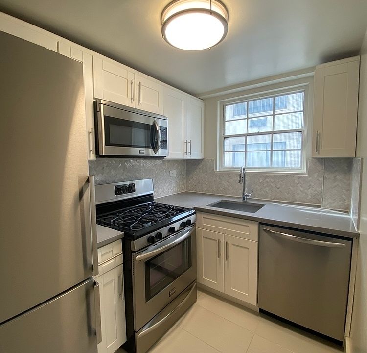 1st image of 160 E 88th St #5JL