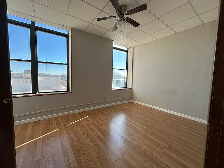 815 Loomis St #43 — Photo 6