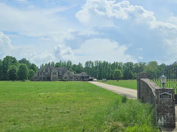 29858 Highway 32, Charleston, MS 38921