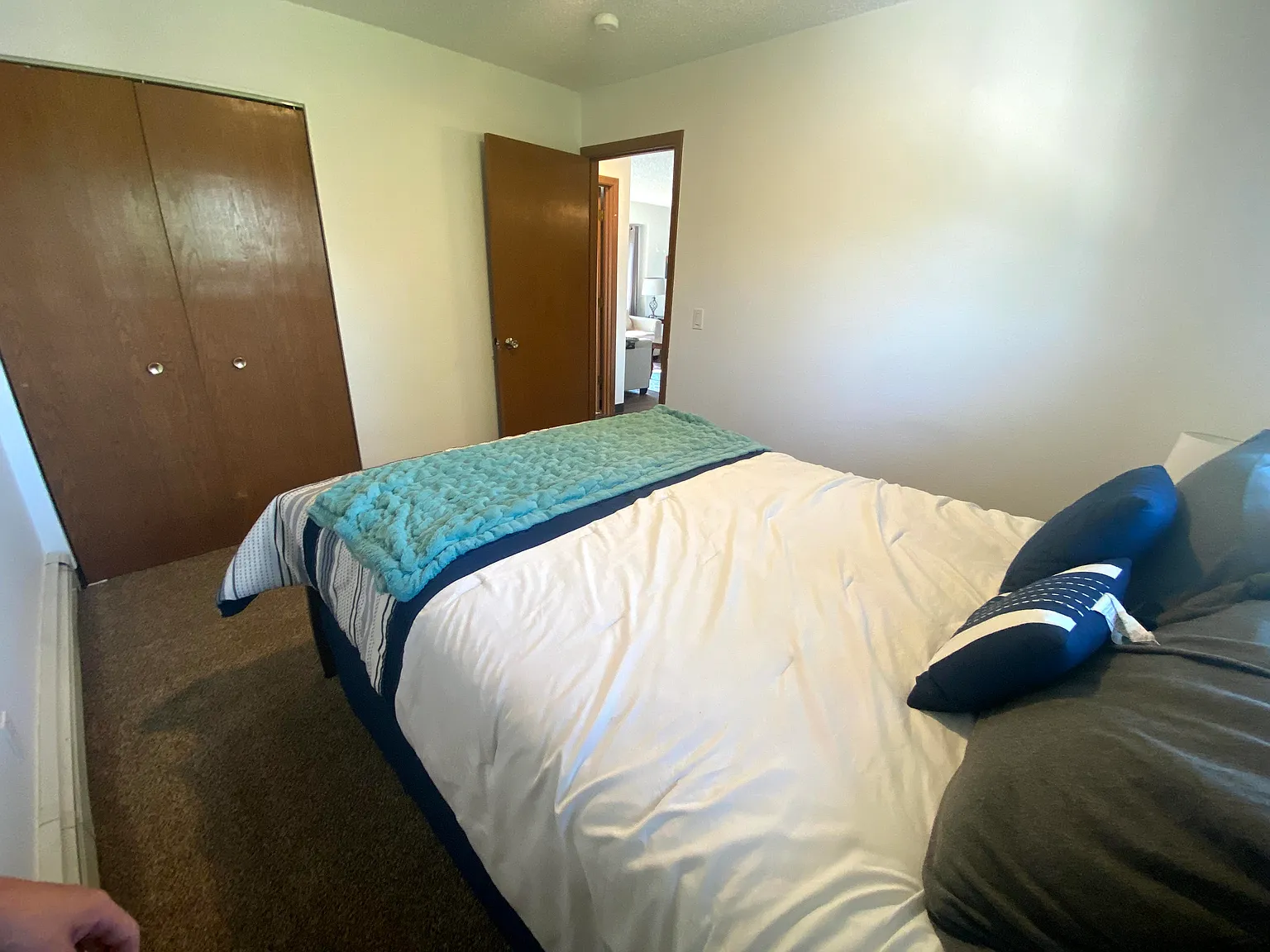 2 bed, 800 sqft, $1,500 — Photo 4