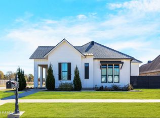 401 Ember Grove Xing, Lafayette, LA 70508