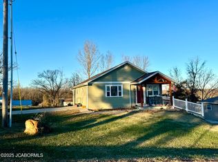211 E Walker St, Freeburg, MO 65035