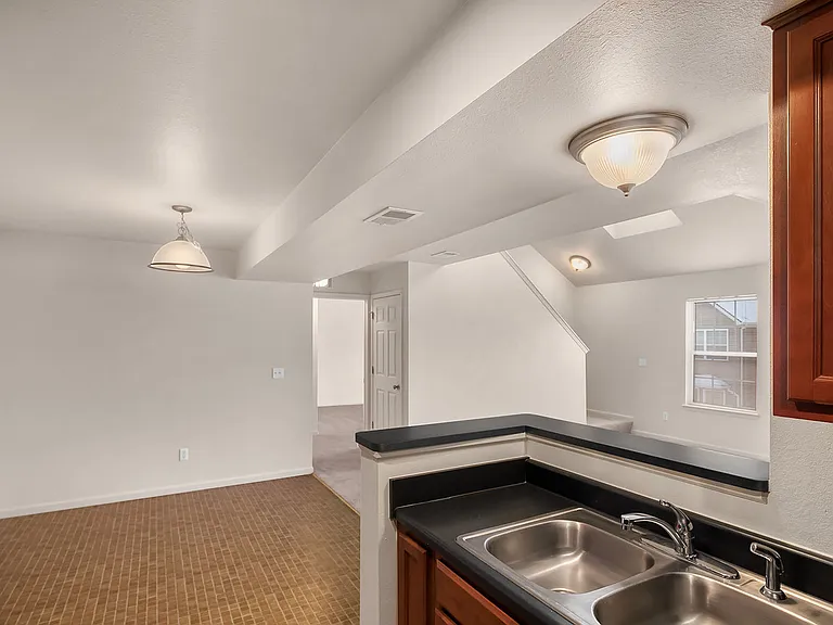 Dining Area & Landing