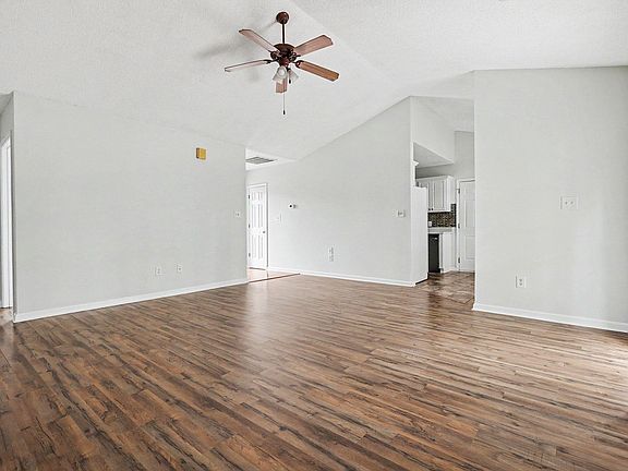 3rd image of 306 Andorra St.
