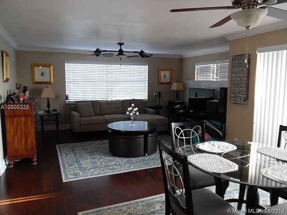 3rd image of 3105 NE 28th St APT 2A