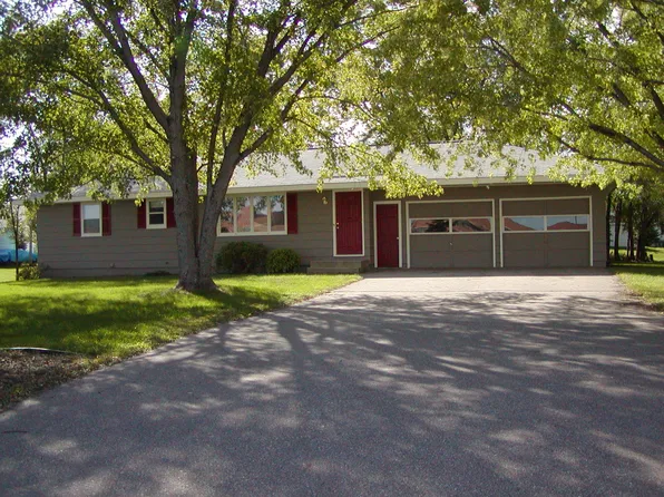 1732 Marschall Rd, Shakopee, MN 55379