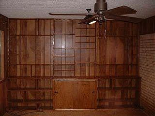 2nd image of 610 Ravenwood Dr