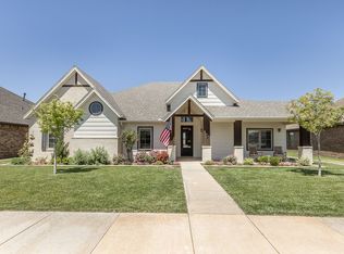 310 N 11th St, Wolfforth, TX 79382