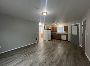 110 & 114 SE 146th Ave #114-6, Portland, OR 97233