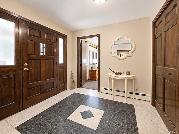 5th image of 57 Wellington Road